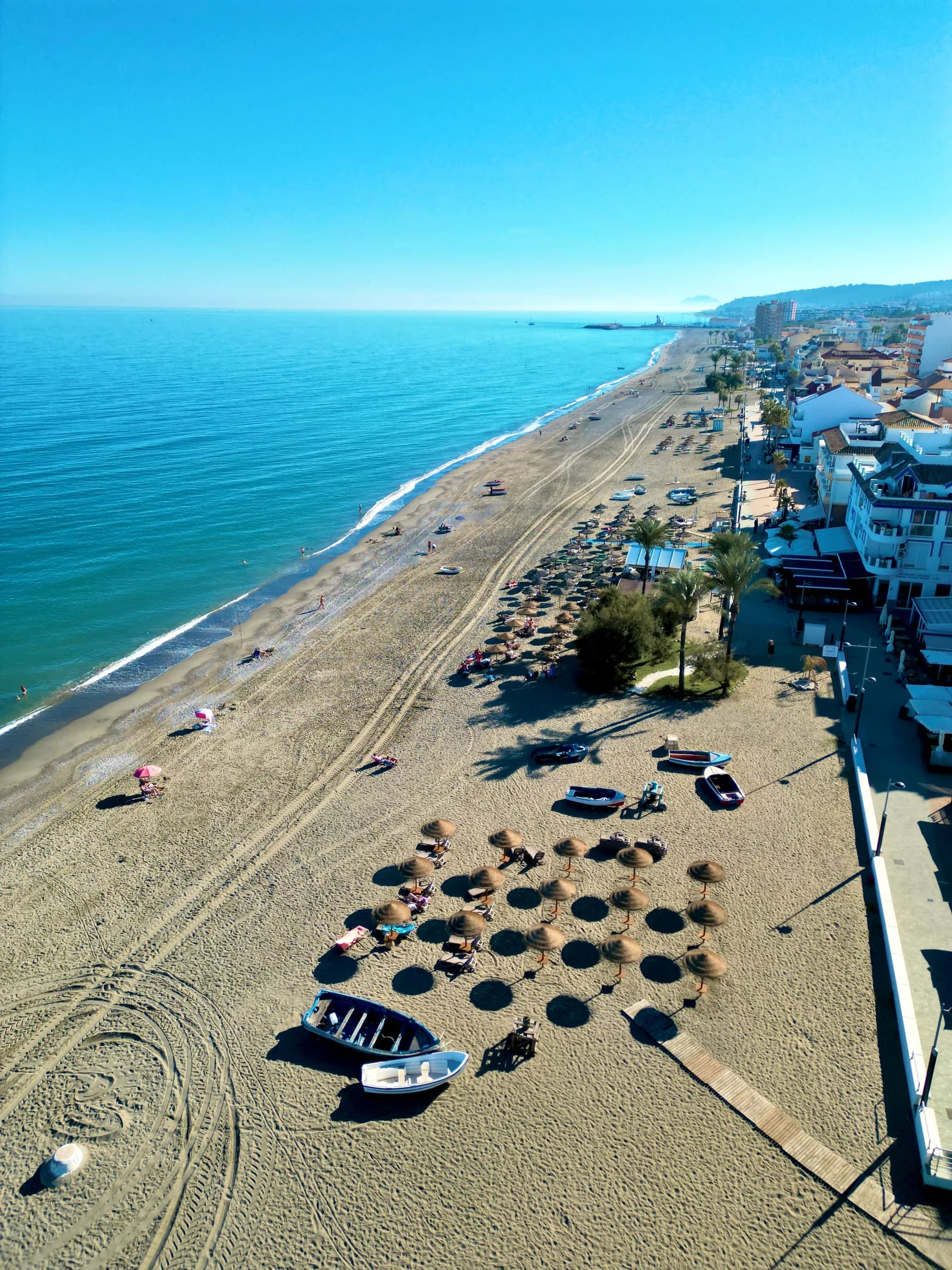 Sabinillas beach and seafront